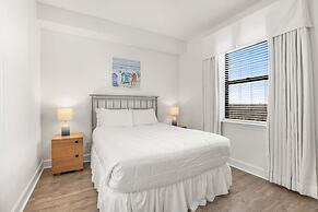 Grand Pointe 512 Gulf-front Stunning Views Top-notch Amenities