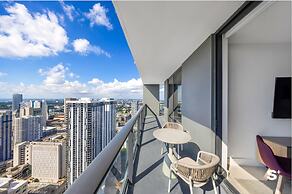 City Luxe Retreat Modern 2-BR