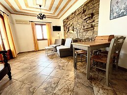 Pantheon Apartments & Studios