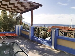 Pantheon Apartments & Studios