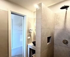 Pantheon Apartments & Studios