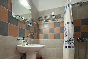 Pantheon Apartments & Studios