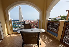 Pantheon Apartments & Studios