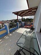 Pantheon Apartments & Studios