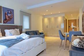 Sky Suites Airport