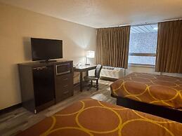 Super 8 By Wyndham Great Falls City Center