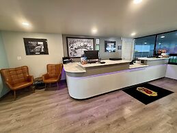 Super 8 By Wyndham Great Falls City Center