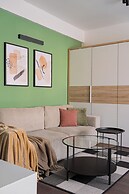 Cismigiu Park Delightful & Fresh Studio