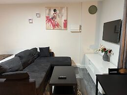 Spacious Central Bull Ring Apt