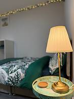 Serene Garden Room Suite City Centre