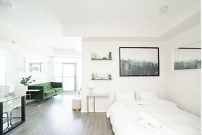 Beautiful Luxurious Modern Condo