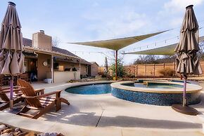 Luxury 5-Bedroom Stay W Pool Spa  Grill