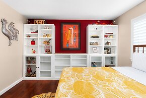 Luxury 5-Bedroom Stay W Pool Spa  Grill