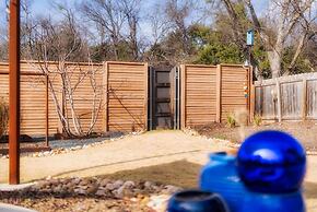 Luxury 5-Bedroom Stay W Pool Spa  Grill