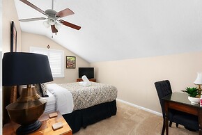 Luxury 5-Bedroom Stay W Pool Spa  Grill