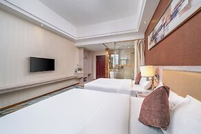 Penguin Airport hotel&free shuttle bus