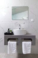 Anele Luxury Suites