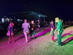 Savli Farm's Nature Retreat & Adventures