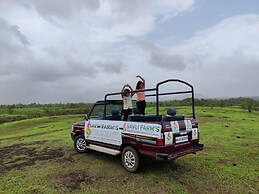 Savli Farm's Nature Retreat & Adventures