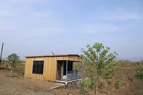 Savli Farm's Nature Retreat & Adventures