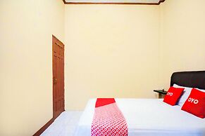 Collection O Darussalam Near Universitas Syiah Kuala Formerly Meurah M