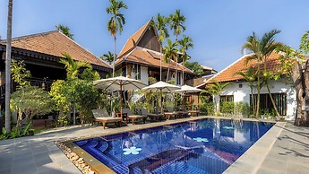 Khmer Lodge