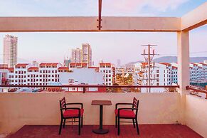 Dana Pearl Condotel Danang