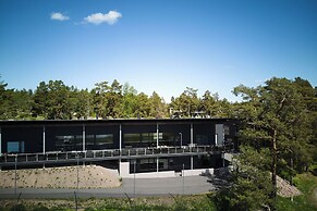 Spacious 4BR Villa with panorama views