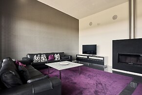 Spacious 4BR Villa with panorama views