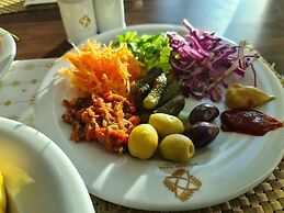 Golden Rose Hotel & Spa