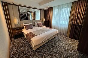 Golden Rose Hotel & Spa