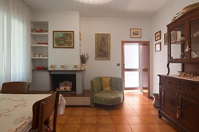 Apartment in Marche Near Lame Rosse