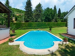 Apartment in Marche Near Lame Rosse