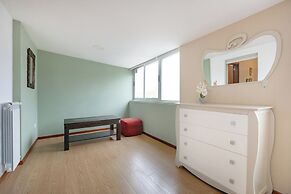 Espinho Retreat with Balcony