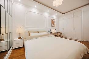 D Le Roi Soleil Premium Suites