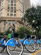 D El Dorado Westlake Luxury Apartments