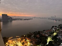 D El Dorado Westlake Luxury Apartments