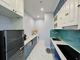 D El Dorado Westlake Luxury Apartments