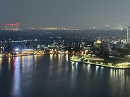 D El Dorado Westlake Luxury Apartments