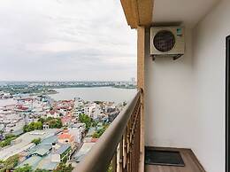 D El Dorado Westlake Luxury Apartments