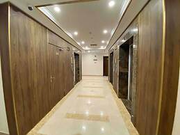 D El Dorado Westlake Luxury Apartments