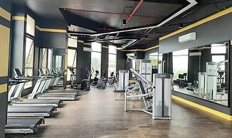 D El Dorado Westlake Luxury Apartments