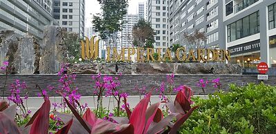 Imperia Garden Apartments - Heart of City