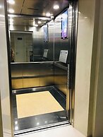 Imperia Garden Apartments - Heart of City