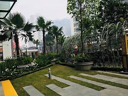 Imperia Garden Apartments - Heart of City