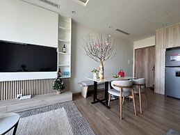 Landmark Ecopark by Emily in Town