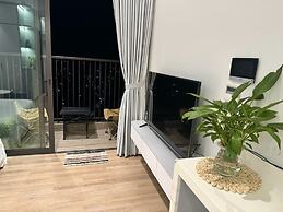 Landmark Ecopark by Emily in Town