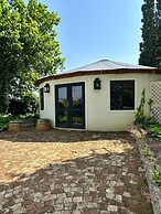 Warm & Welcoming Cottage - Your Perfect Getaway