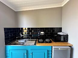 Warm & Welcoming Cottage - Your Perfect Getaway