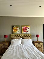 Warm & Welcoming Cottage - Your Perfect Getaway